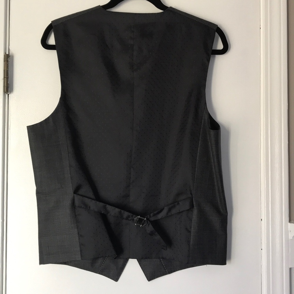 Express Suit Vest - Picture 5 of 5